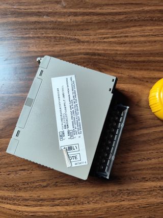 Módulo C200H-DA002 Omron