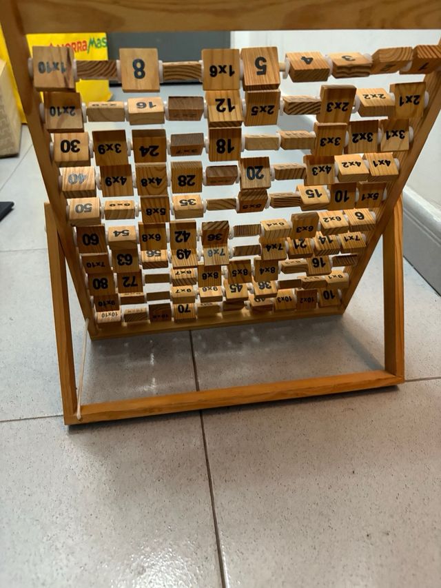 Gioco di matematica in legno