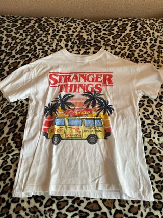 Camiseta Stranger Things Pull&Bear XS