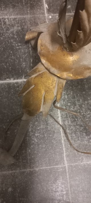 Lámpara de pie de forja