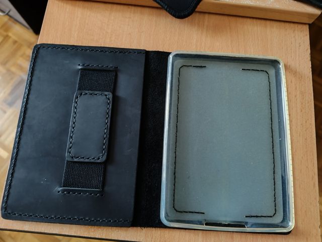 Cover per kindle in pelle