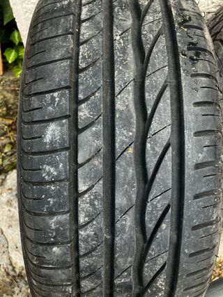 Rueda Bridgestone con llanta