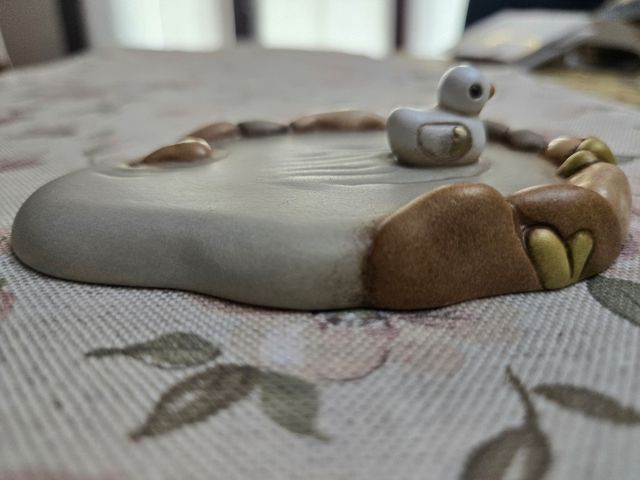 Statuina laghetto con oca Thun Presepe