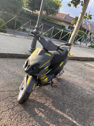 Yamaha Jog r