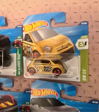 5 Hot Wheels nuevos coleccionables