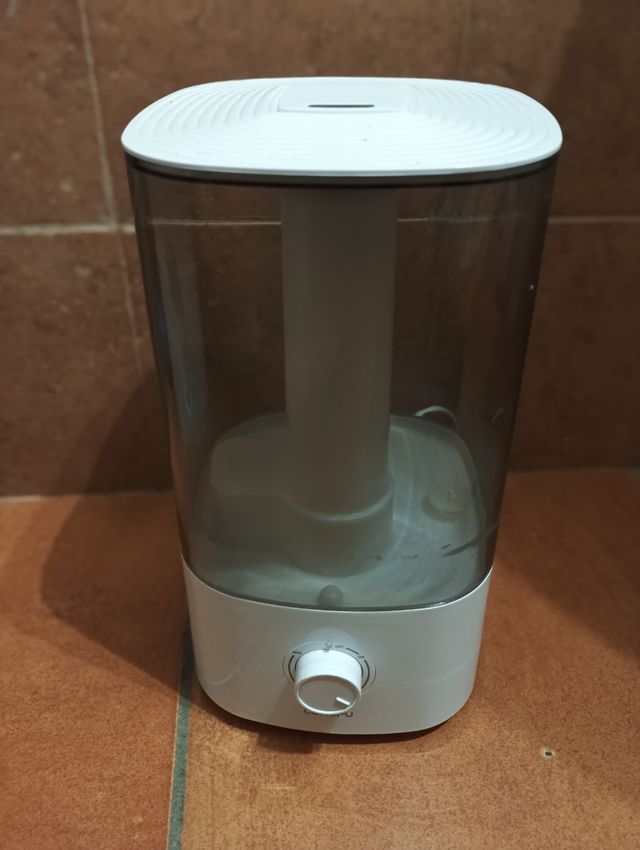 Humificador Conopu - blanco y gris