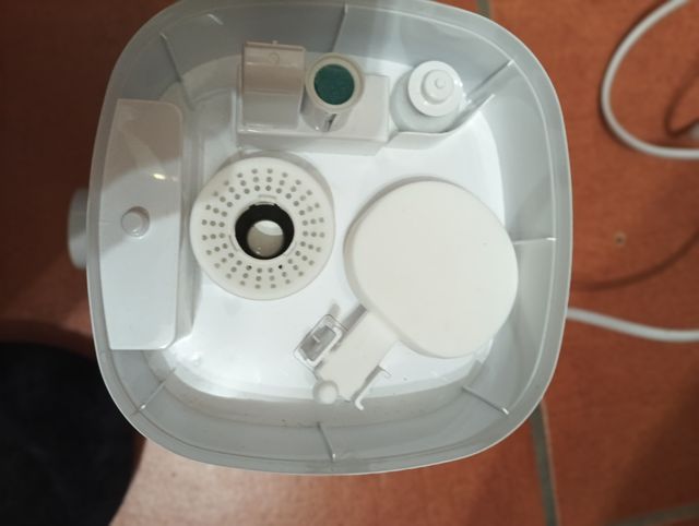 Humificador Conopu - blanco y gris