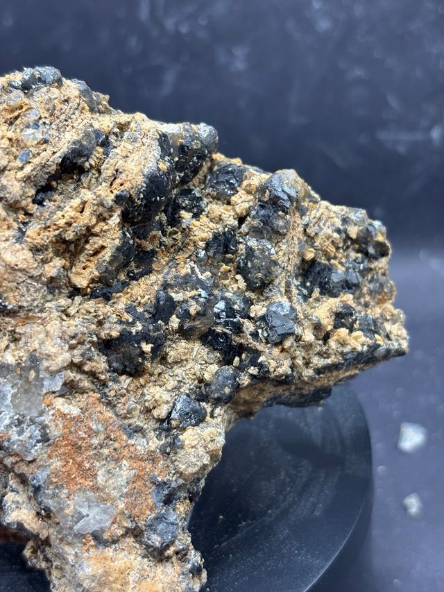 Minerali Quarzo Beta Nero