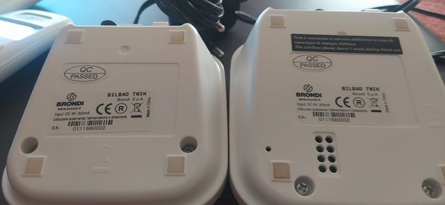 2 Telefoni Cordless Brondi bianchi