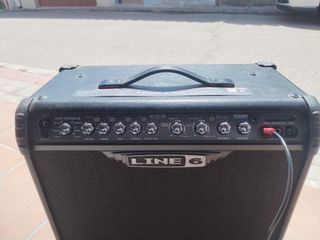 Line 6 Spider IV 75 Guitarra