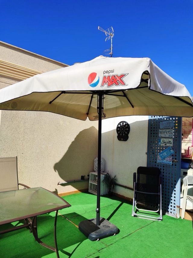 Sombrilla Jardin Pepsi Max Grande