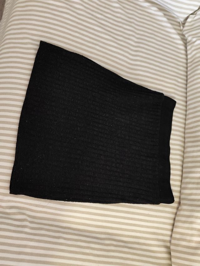 Conjunto falda negra y jersey