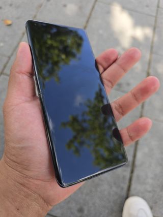 Xiaomi Mi 11 de 256gb golpe en pantalla