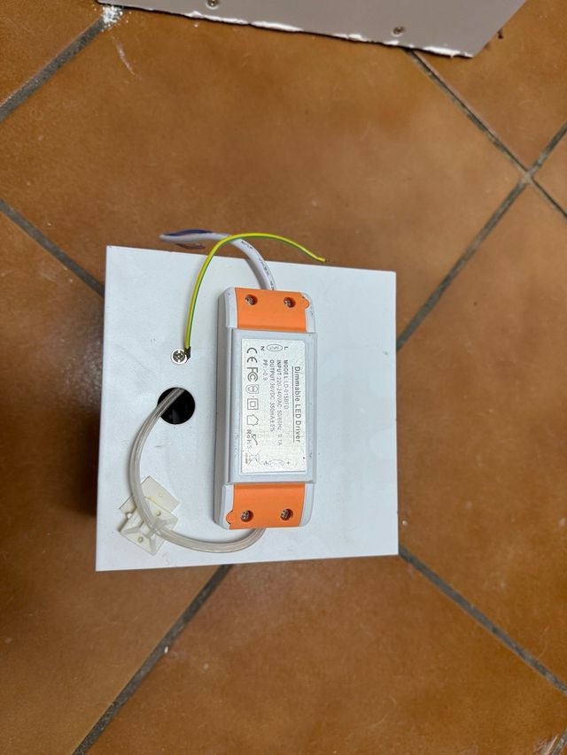 Focos LED empotrables techo