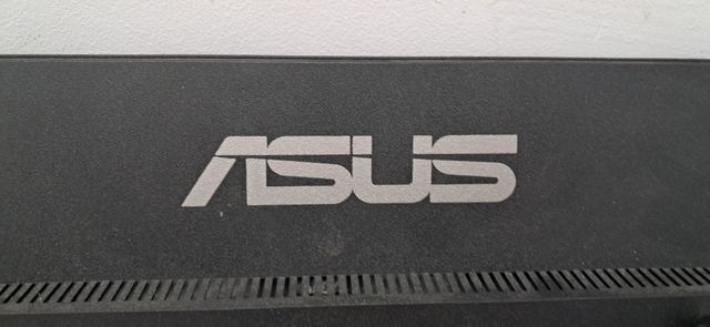 Monitor asus 28"
