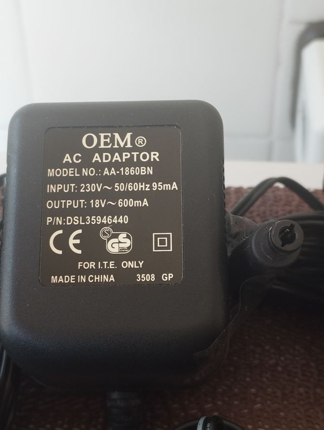 Lote 8 adaptadores de corriente