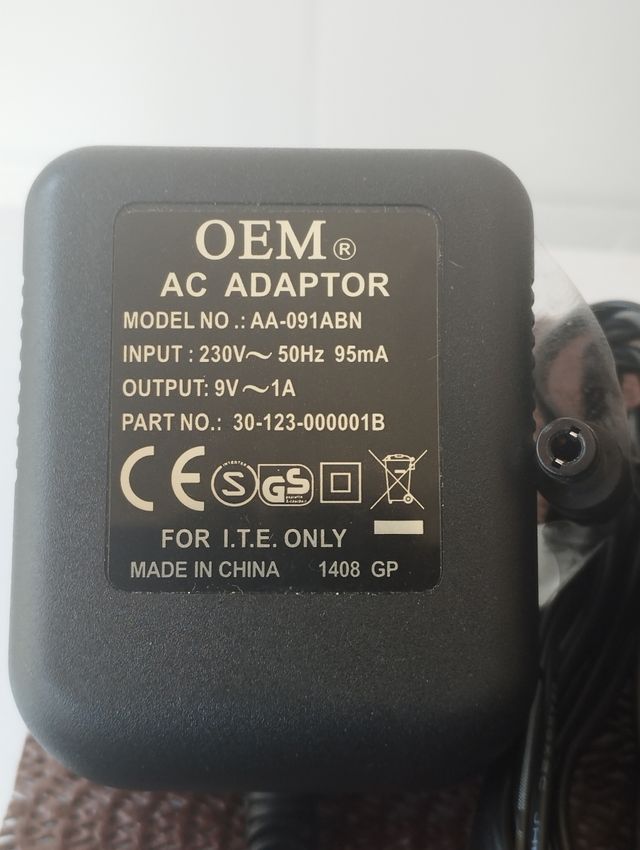 Lote 8 adaptadores de corriente