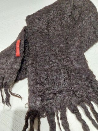 Bufanda Carolina Herrera marrón