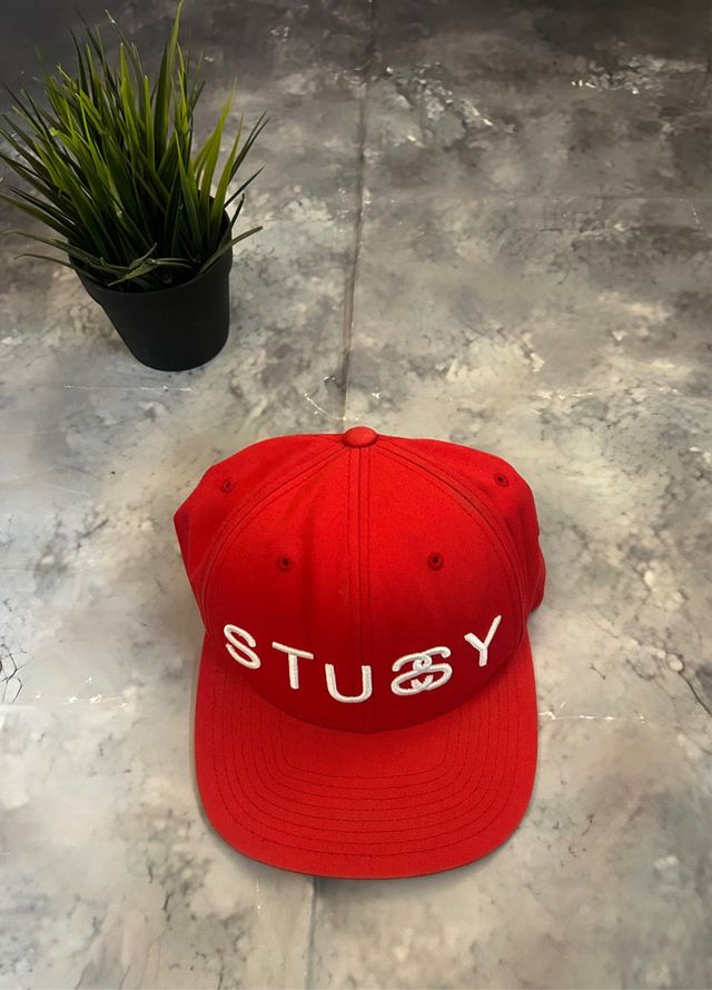 Cappellino Stussy rosso
