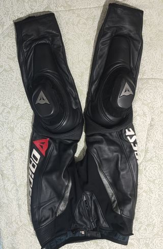 Mono dainese 2 piezas