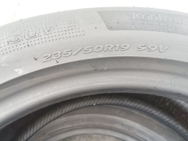 2. 235/50R19 99V                           
