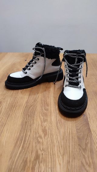 Botines Desigual Blancos-Negros 39