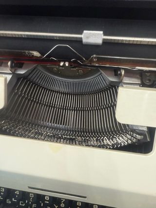 macchina da scrivere underwood 450