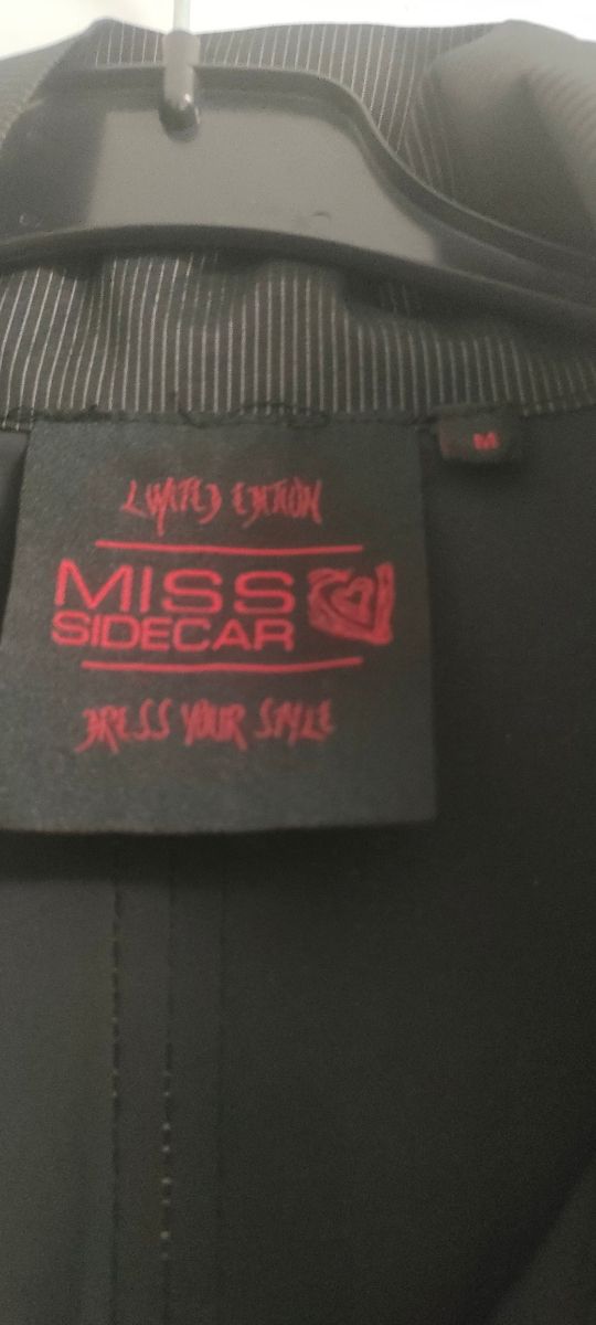 Vestido negro Muser bordado