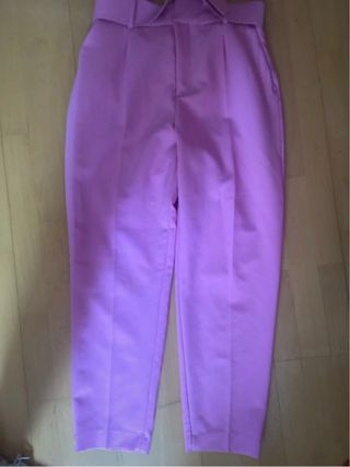 Traje rosa de Zara