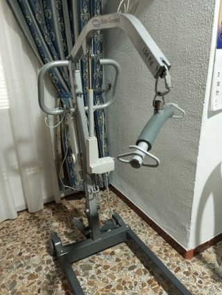 Grúa para personas con movilidad reducida