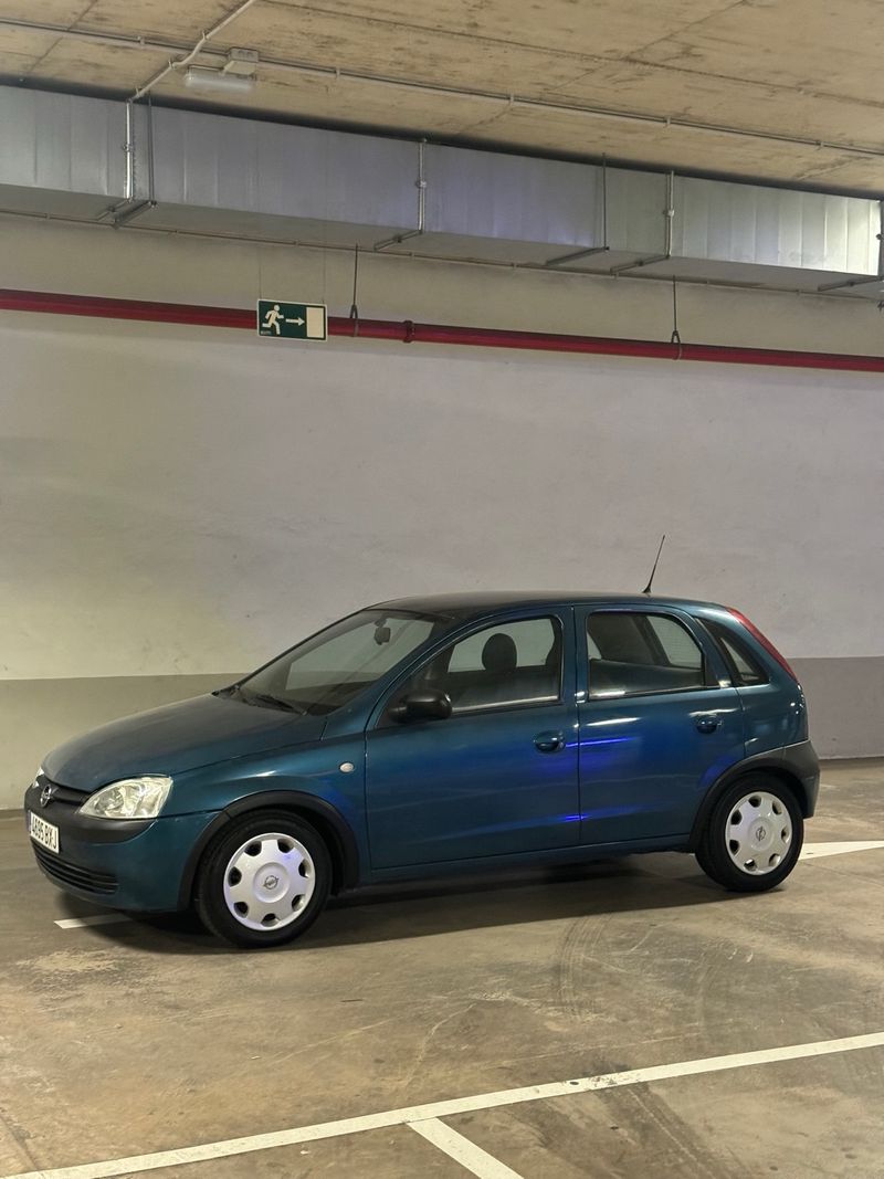 Opel Corsa - foto 1