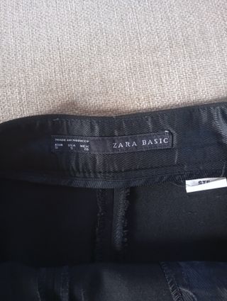 Shorts negros de invierno con bolsillos Zara 