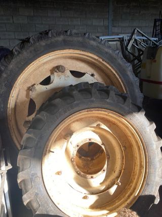 ruedas estrechas new holland