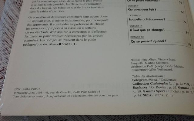 Libro y cuaderno frances de Le nouvel espaces