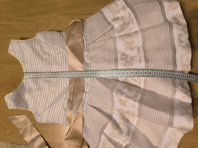 Vestido ceremonia beige niña