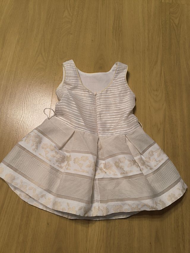 Vestido ceremonia beige niña