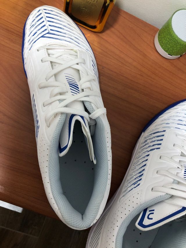 Zapatillas Fútbol Sala Blancas y Azules