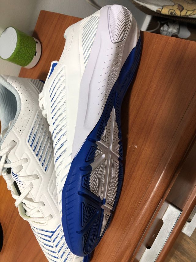 Zapatillas Fútbol Sala Blancas y Azules