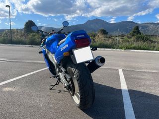 Yamaha FZR1000 GENESIS EXUP Clásica deportiva 1993