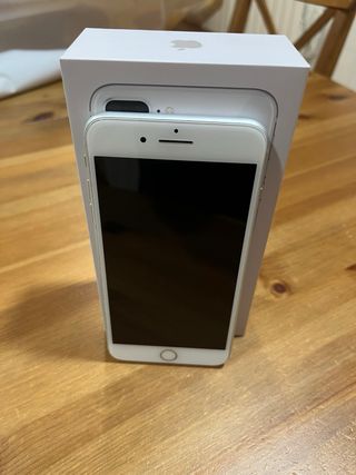 iPhone 8 Plus Blanco/Plata