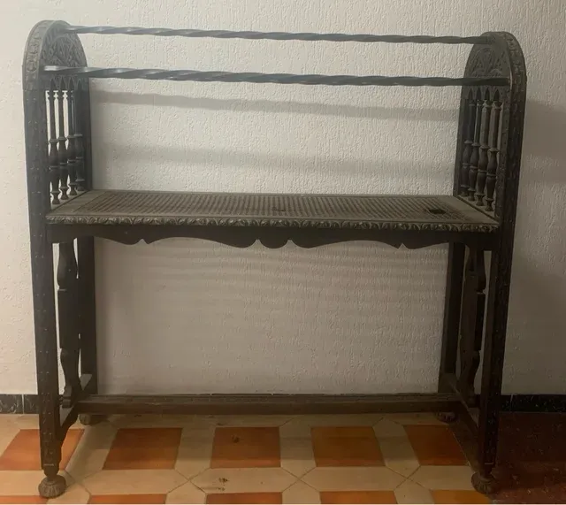 Gabanero. Mueble recibidor vintage.