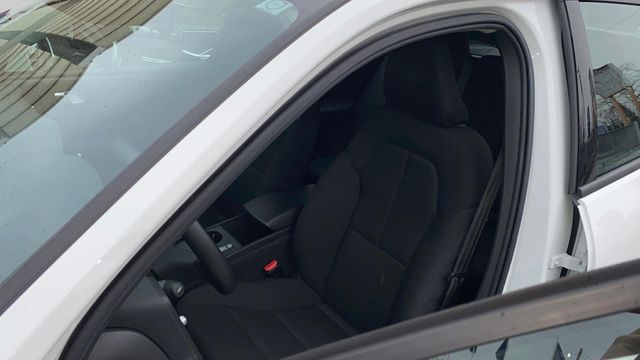 VOLVO XC40 todoterreno 2.0 T4 AUTO 5P