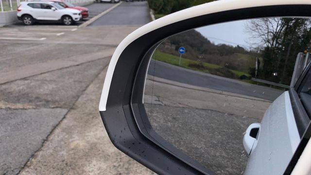 VOLVO XC40 todoterreno 2.0 T4 AUTO 5P