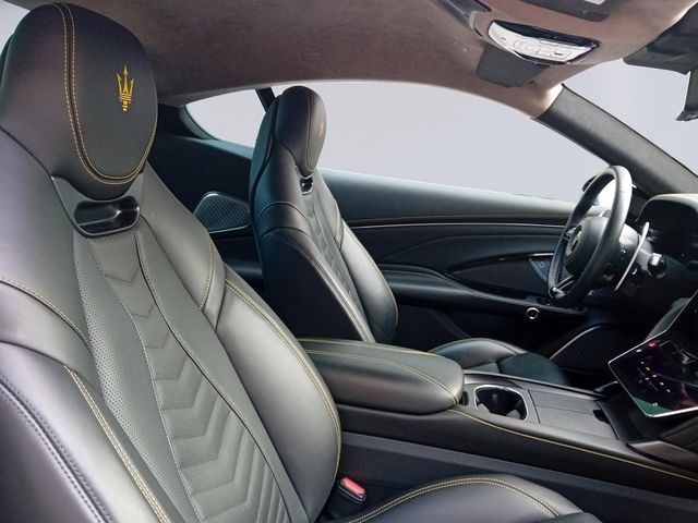 Maserati GranTurismo Trofeo V6 550CV AWD