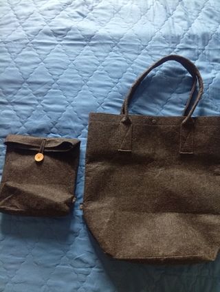 Borsa in materiale tipo feltro grigio scuro