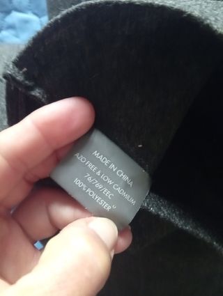 Borsa in materiale tipo feltro grigio scuro