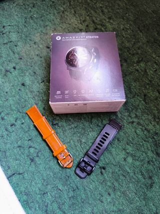 Caja y pulseras amafit stratos