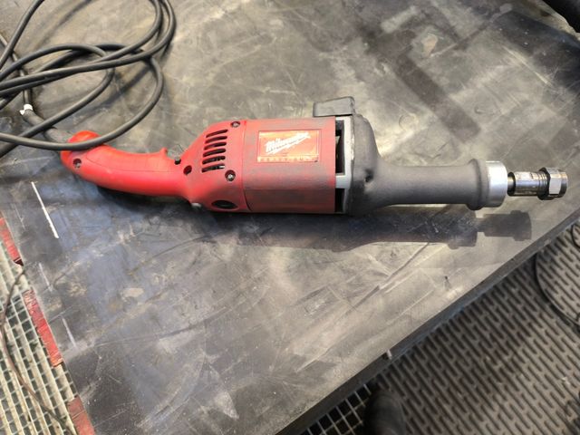 Amoladora recta Milwaukee 5196-5