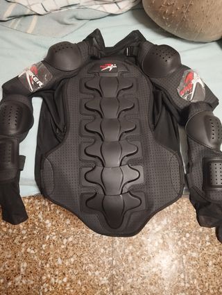 Armadura moto protección