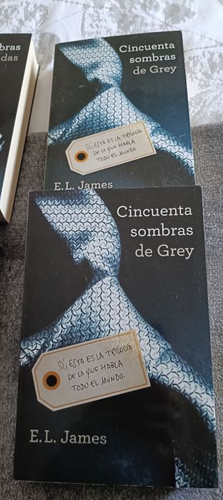 CINCUENTA SOMBRAS DE GREY